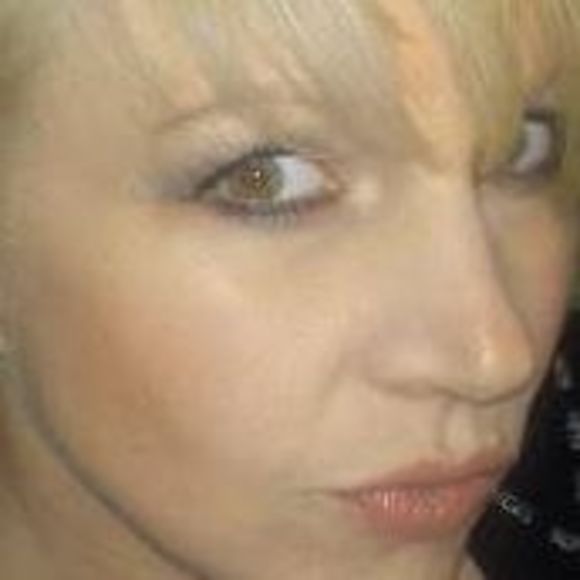 Meet your Posher, Dawn - Picture 1 of 1